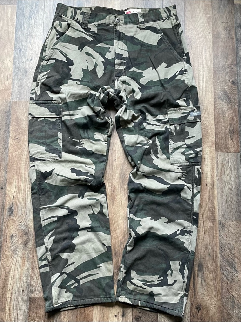 Mens Wrangler Flannel Lined Pants Camouflage 34x32 Relaxed Fit